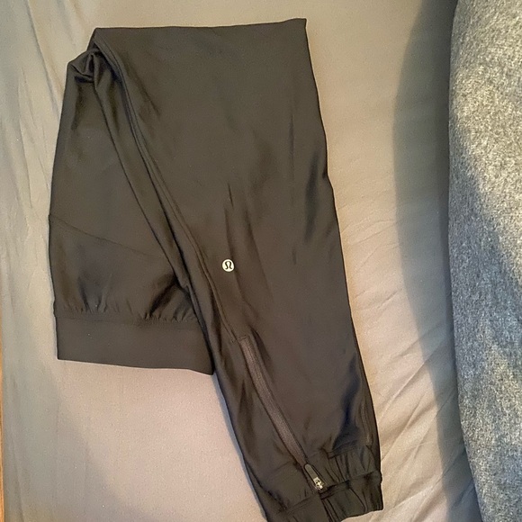 Adapted State High Rise Fleece Jogger - Picture 4 of 4